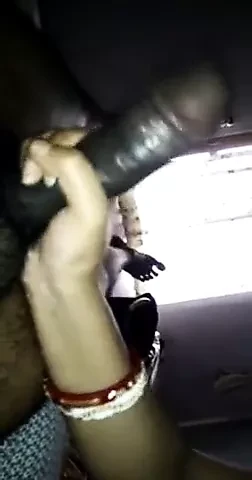 Hindu-muslimischer Boudi-Handjob