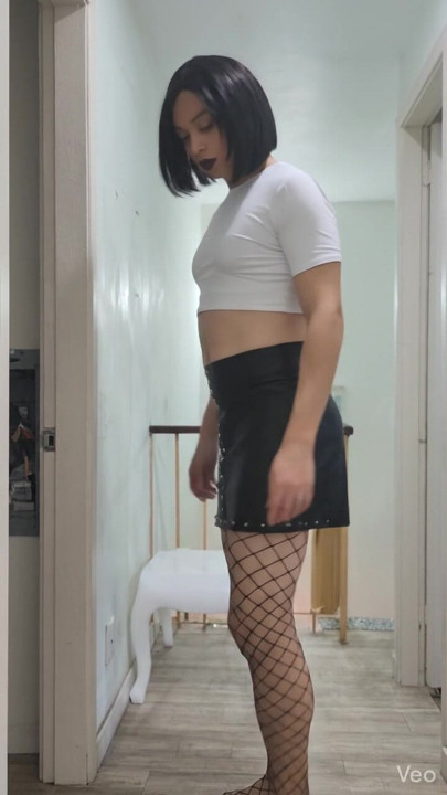 Cdzinha masturbating