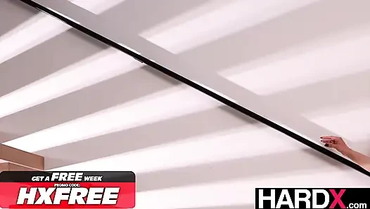 Hardx - aksi hot lexi luna dan melissa stratton yang saling muasin memek satu sama lain