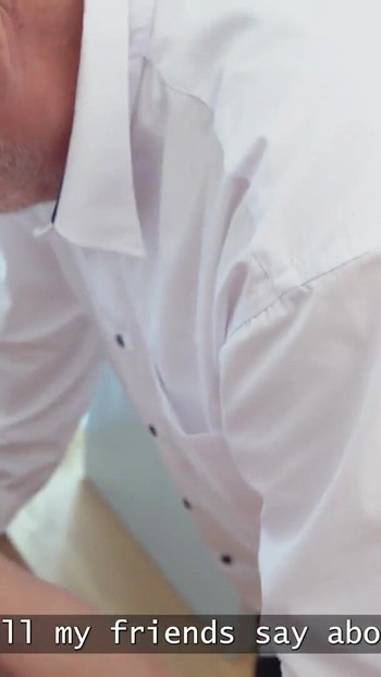 贷款4K。与性感的mina k和贷款经理的业余粗暴办公室性爱 |剪辑 3