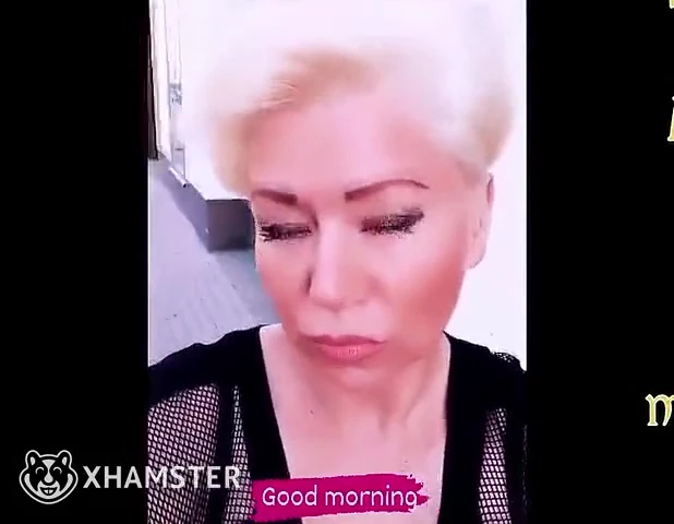 Aimee ve Peter tatlı olgun evli bir çift, kocası bir yazar, evli kadın bir web kamerası modeli - mükemmel birlik!