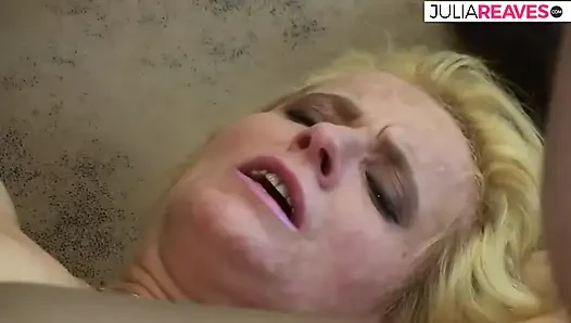 Horny MILF gets hairy pussy fucked hard till stretched