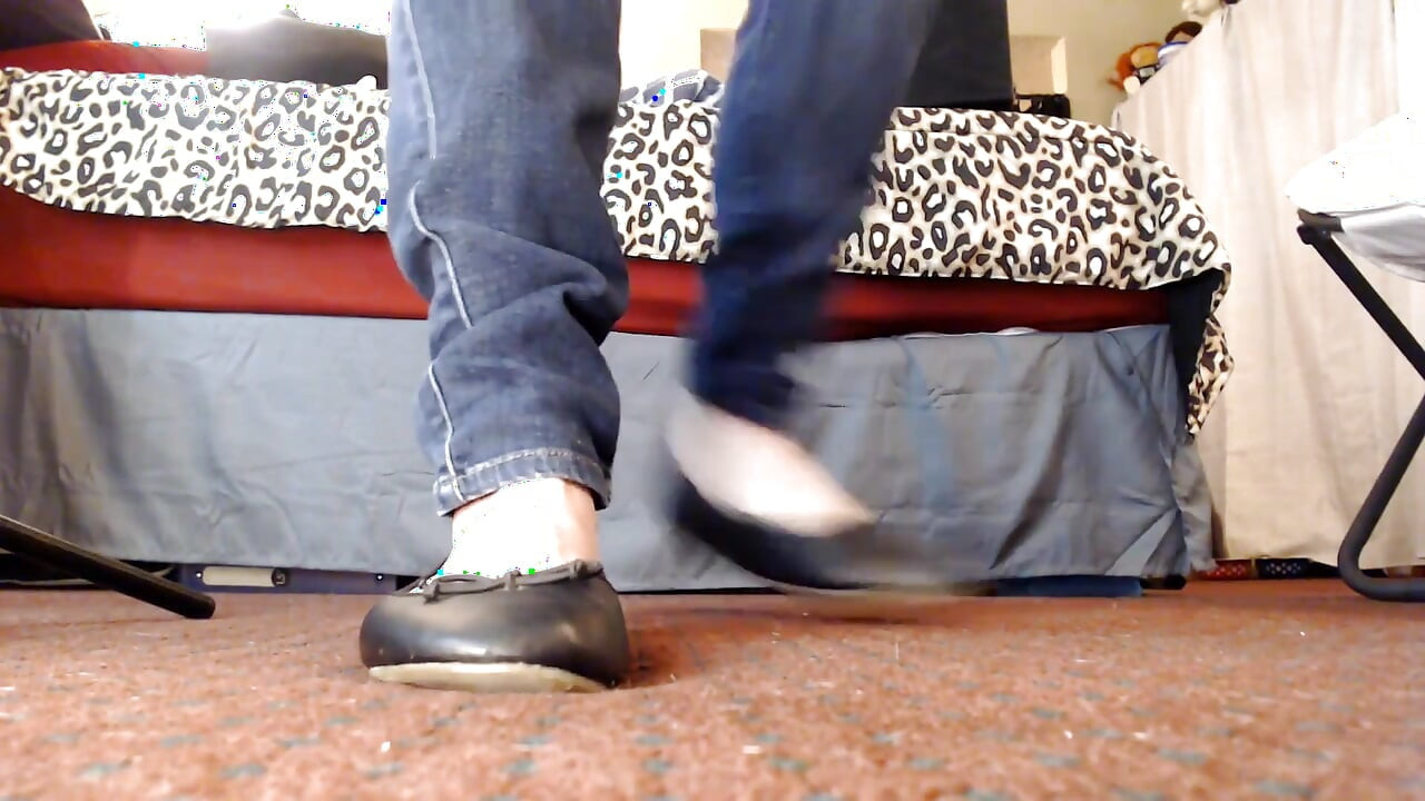 Shrunken to Serve as Mop Vacuum Foot Slave