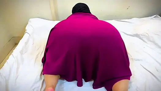 Muslim Moti Gand Vali Ladki Bistar Par chudai apna pati ko friend