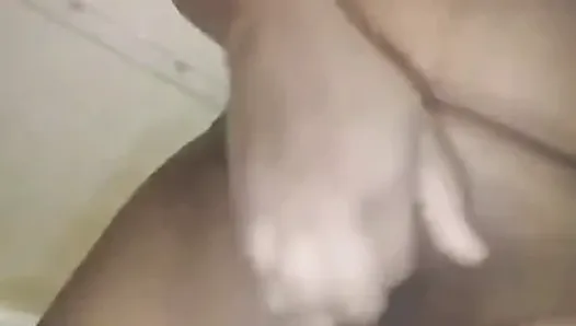 Sri lankan Girl Fingering In own Pussy
