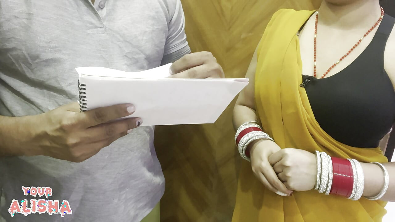 Postman laya Chithi ,Chiti Padte hi Alisha Karne Lagi Choot Mein Ungli...