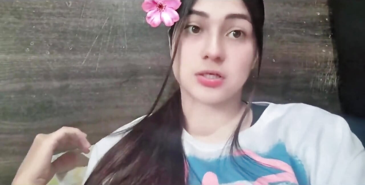 Amateur Actress Masturbates and Touches Her Big Tits