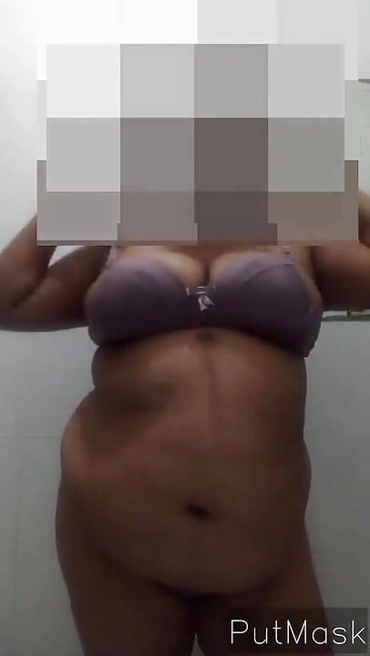 Baño Y Desnudarse