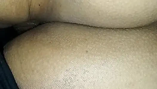 Arkadaşım kız arkadaşının götünü sikiyor seks bölümü (1)