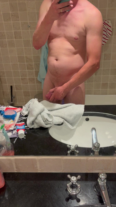 Solo en el baño