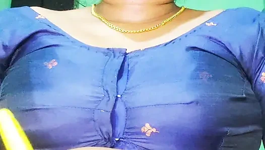 Gadis sange india lagi asik ngentot sama pacarnya dengan toket besarnya