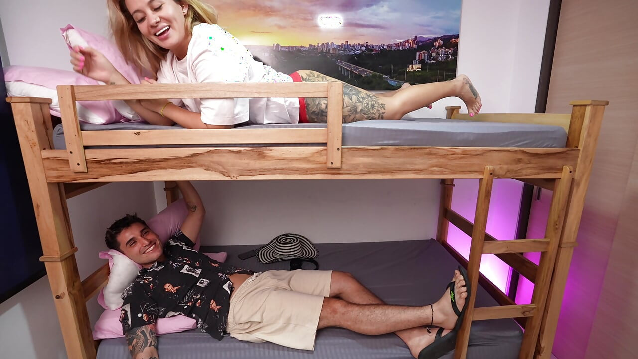 SPANISH FAN FULFILLS HIS DREAM OF FUCKING ME IN COLOMBIAN HOSTEL WITHOUT A CONDOM