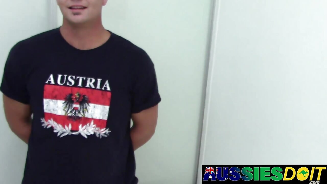Muscular Aussie Colton Huge Dick Gives Xavier Amazing Fuck