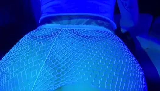 Mükemmel amcıklı balon göt büyük dildo alıyor