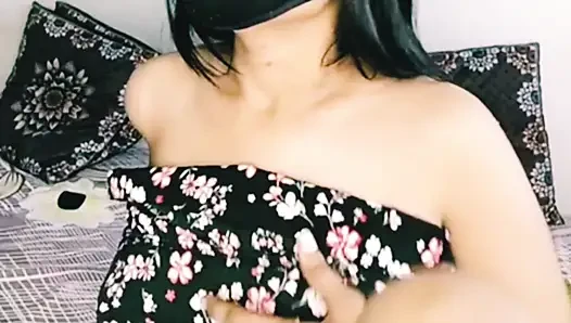 Hintli çift sert seks yapıyor
