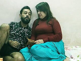 Индийская XXX, горячая милфа Bhabhi - хардкорный секс и грязный разговор с соседским пареньком!