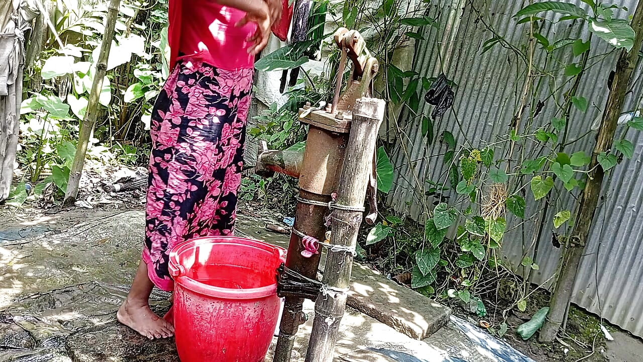 I fucked my village stepsister outside while she was taking a bath.