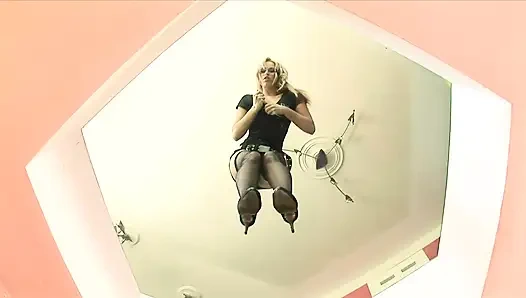 Sekreterin büyük bir yarağa ihtiyacı var