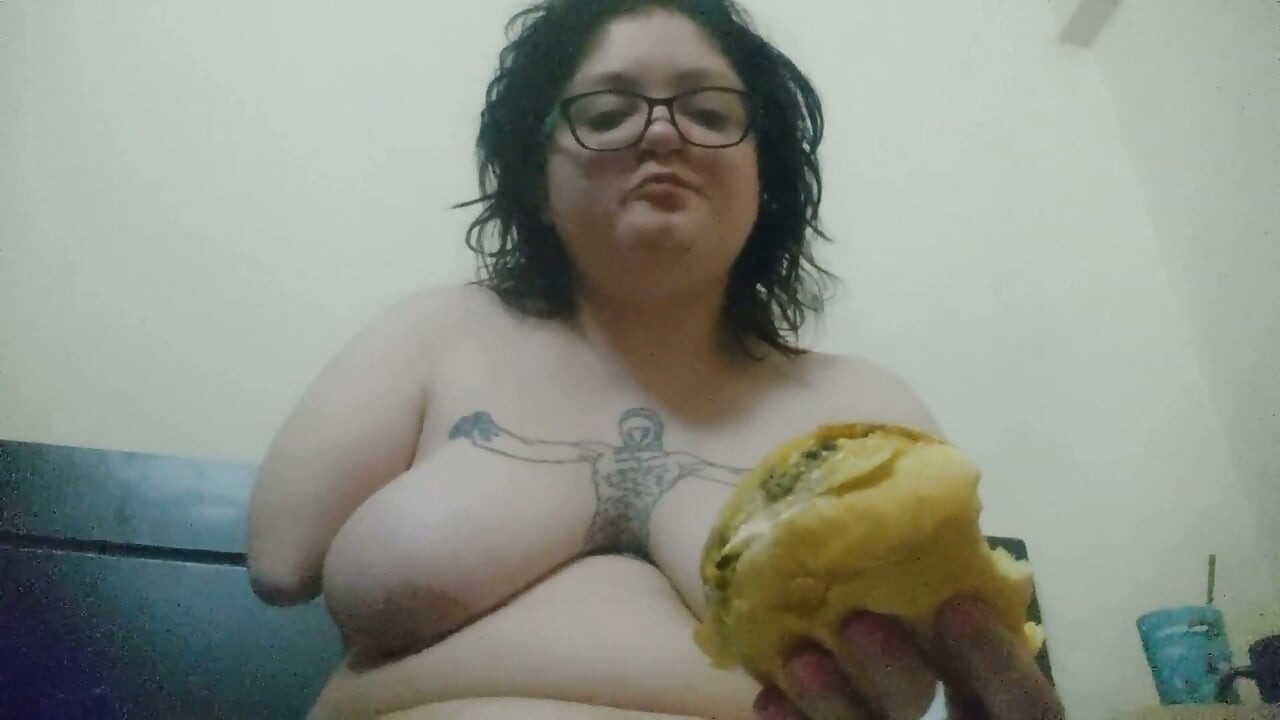 Feedee Challenge 100 Burgers Day 5