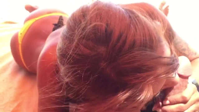 HOTTIE BEACH BLOWJOB