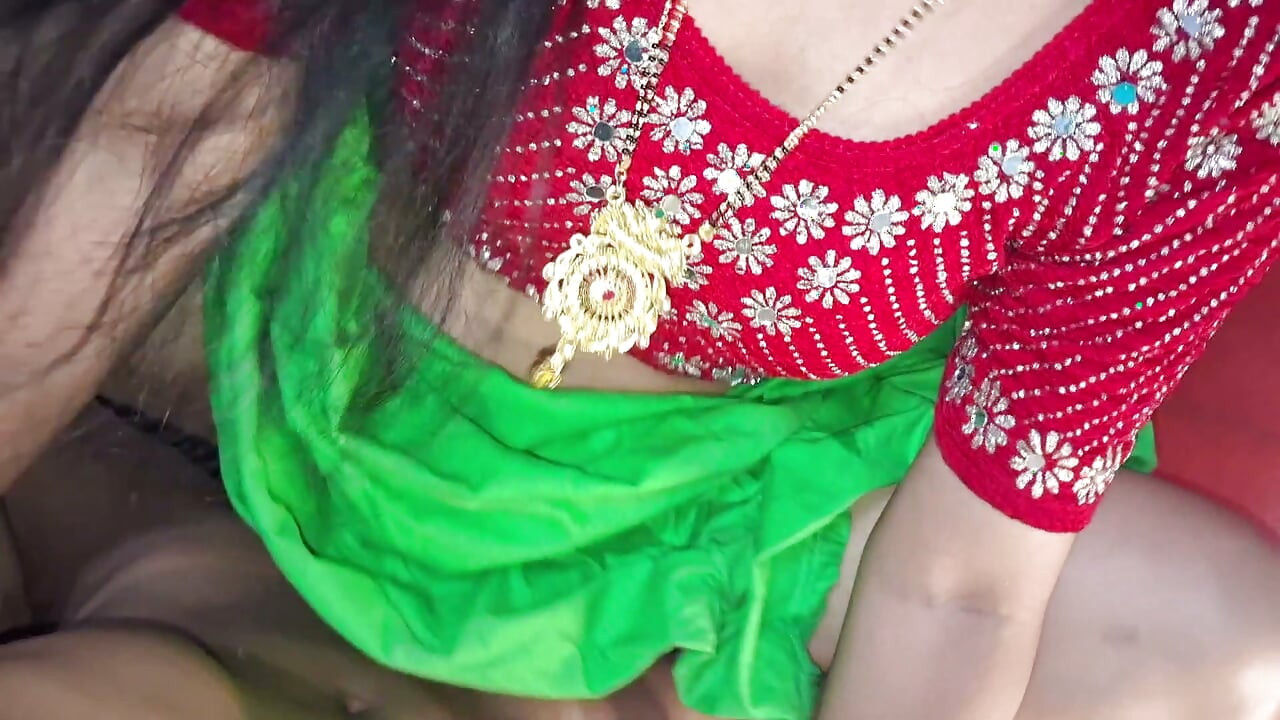 Shima bhabhi Nahate Samay devar Ne Aakar chudai Kiya