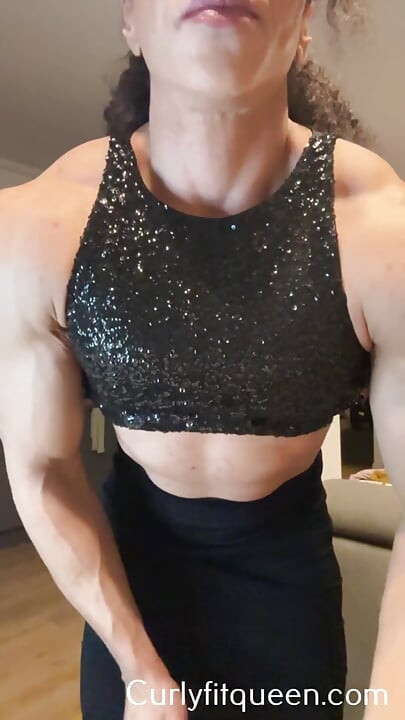 Fit gillar att bli naken