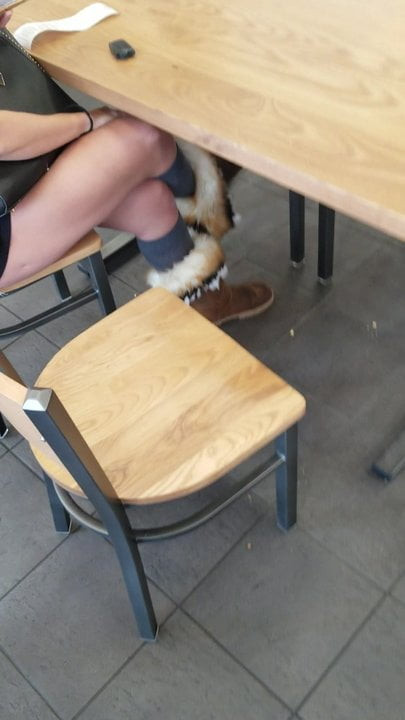 Twin Peaks thighs