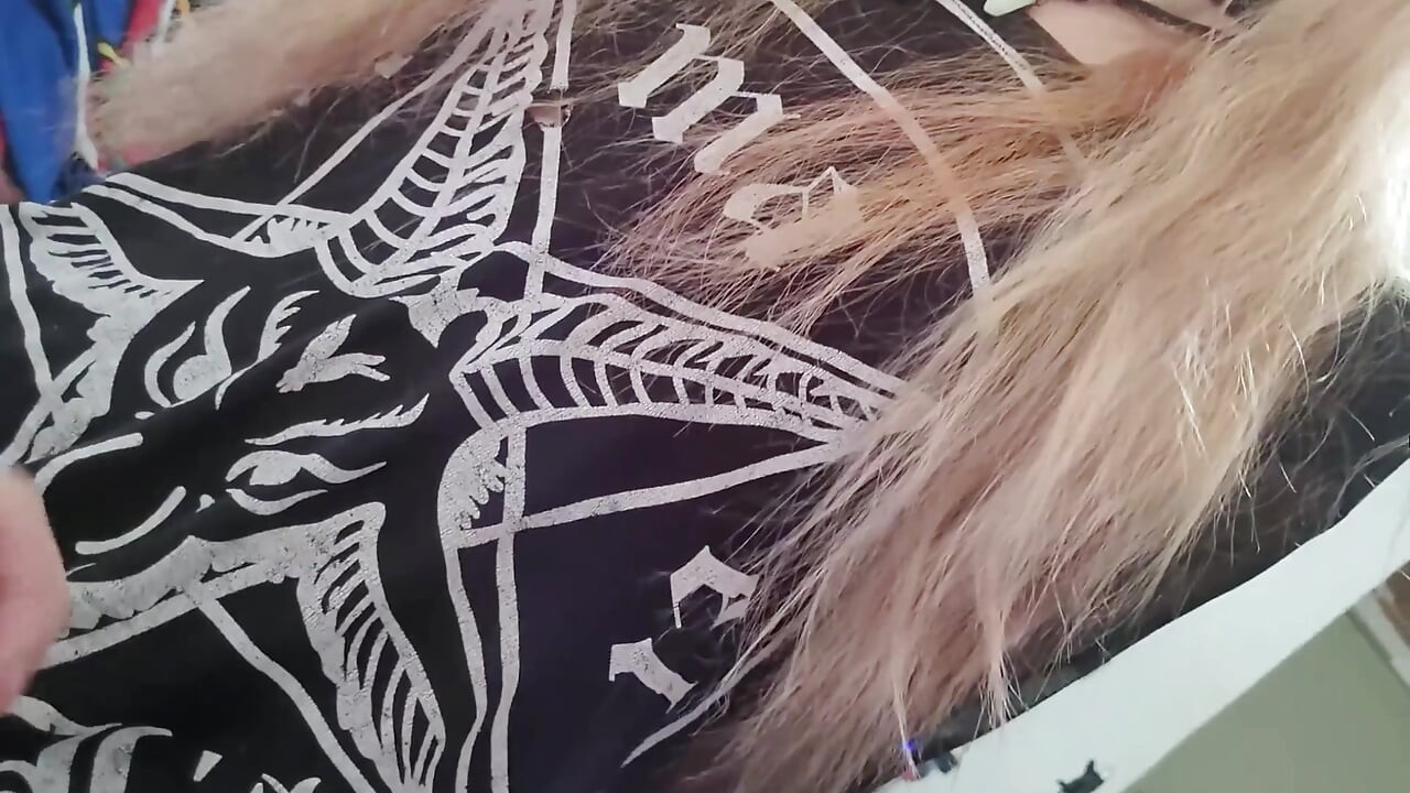Ich rettete Saki vor der entstehung von henshin, dann fand ich heraus, dass sie ein trans-mädchen war, also fickte ich sie