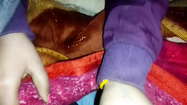 Играю с моим пенисом в моем районе