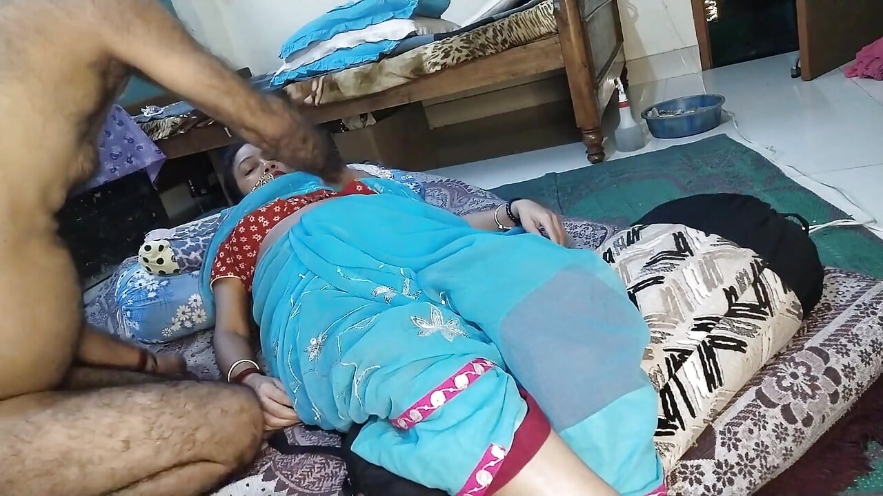 Desi Bhabhi Hot, Pussy and Nipple Touching Stepdad