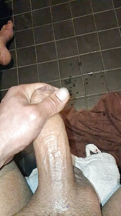 Bwc solo masturbation