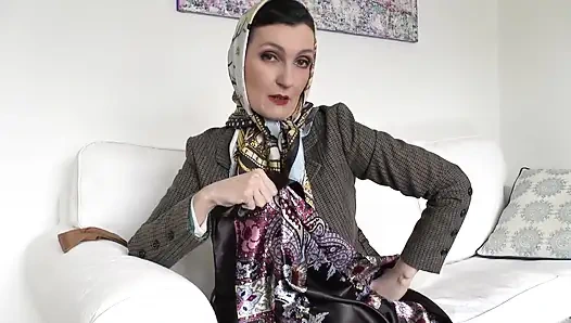 Шаловливое ежедневное задание для моей атласной шлюшки, леди Виктория Валенте