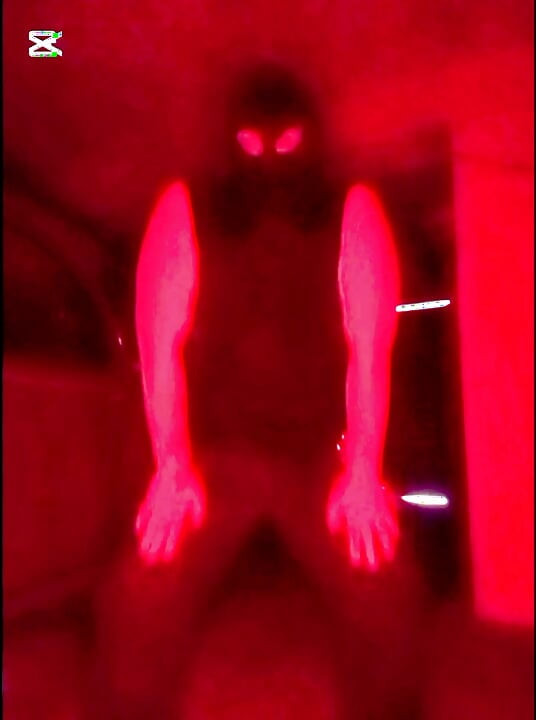 Red Room Flogger Session Raw pain e intense reactions