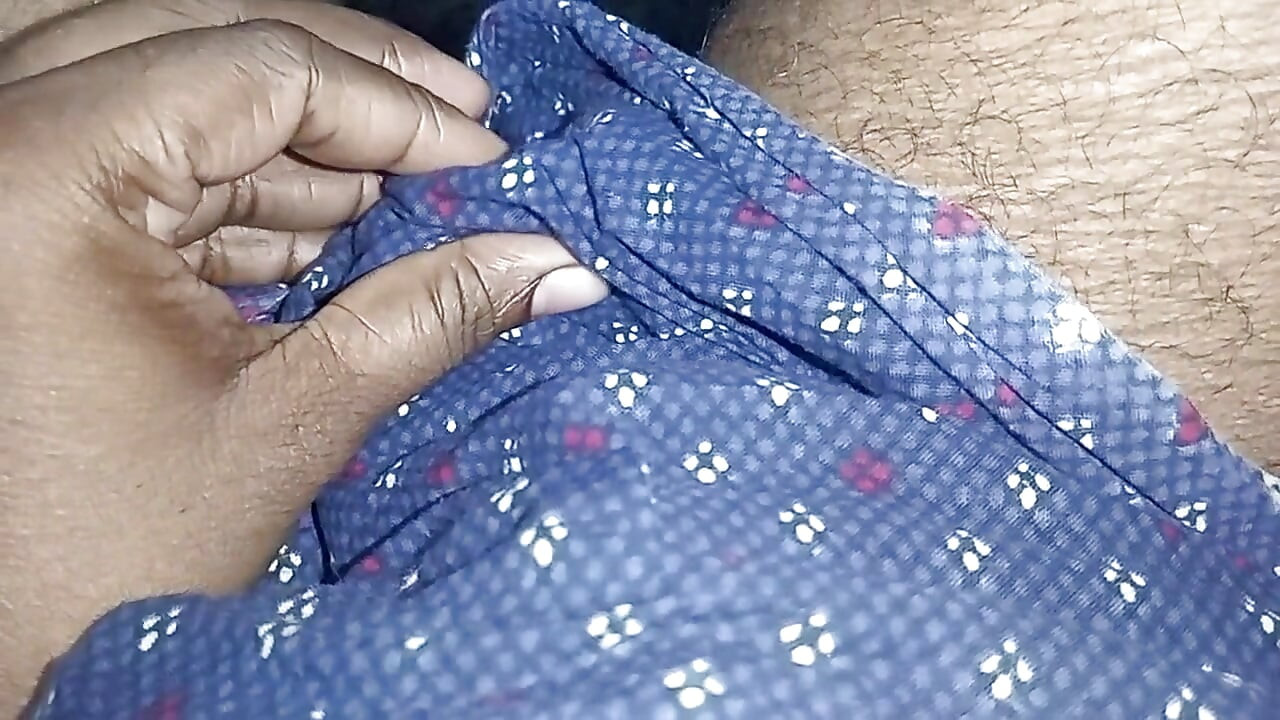 Big Indian Gay Boy Sucking Lip Kiss