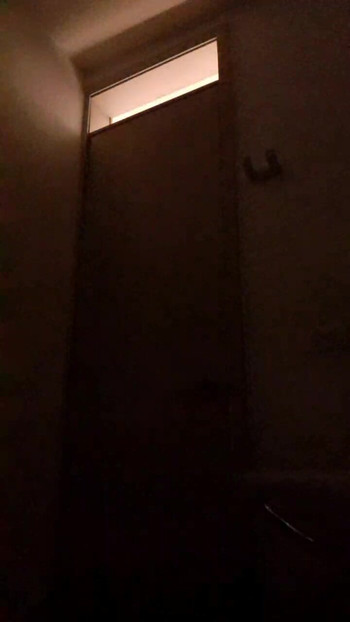 明日、ハッピーナイト、ライブで会おう。私たちはあなたを待っている。