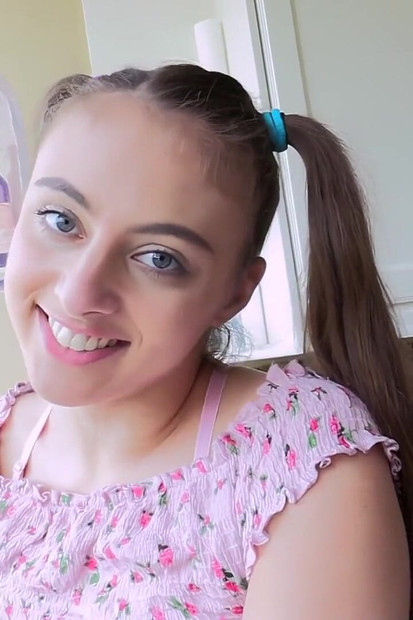 18yo Pigtail Bubble Butt