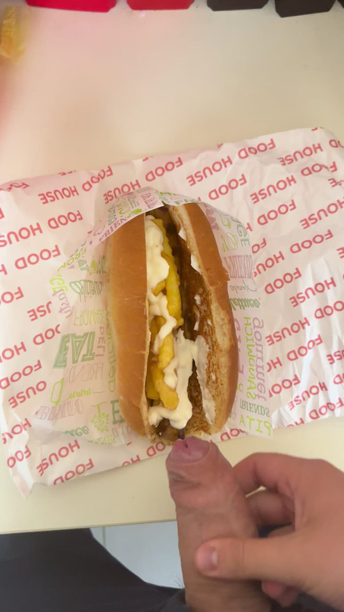 Need more mayonnaise in my lunch a.k.a. Cum on sanwich