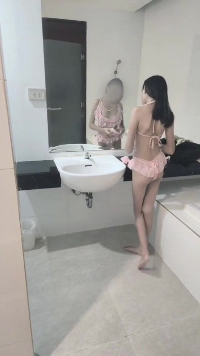 Catty onlyfans Change into a sexy outfit | Clip 2