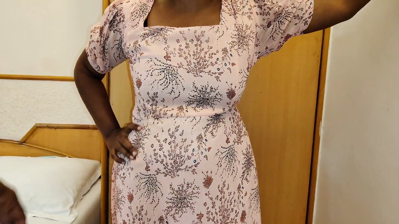 Housewife Aunty