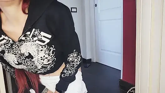 pee in my stockings while I'm at work and big farts, what a bad situation!