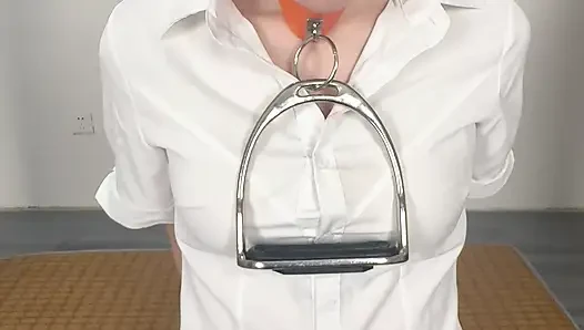 An Office Lady, After Work, Secretly Asks Her Host for a Job Appointment Behind Her Boyfriend's Back