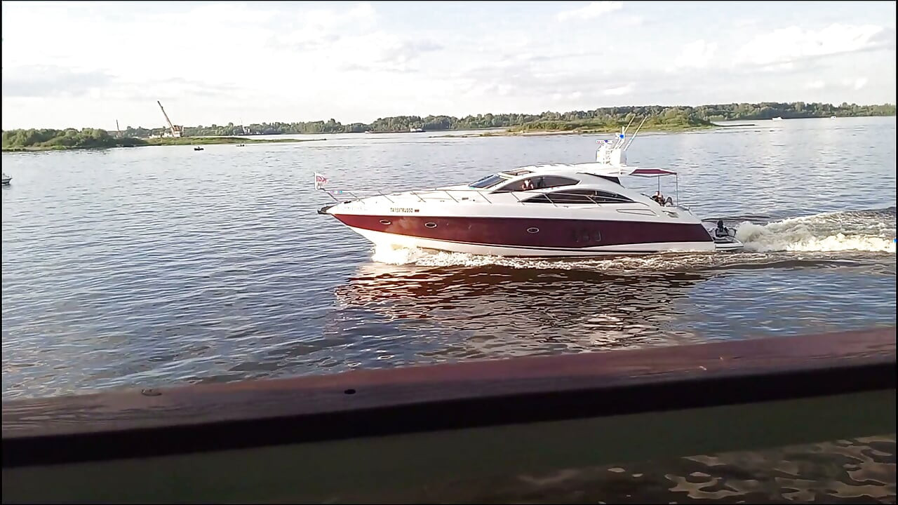 A sexy cruise at sea