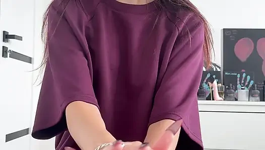 Ria Reigns erkeğini azdırıyor ve domine ediyor