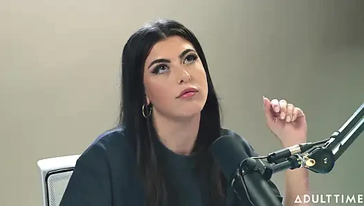 Gal Ritchie: Spiegler Girl & Hentai Lover | the Adult Time Podcast