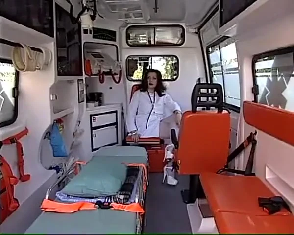 Jessica Rizzo pea doktor sahnesinde 01