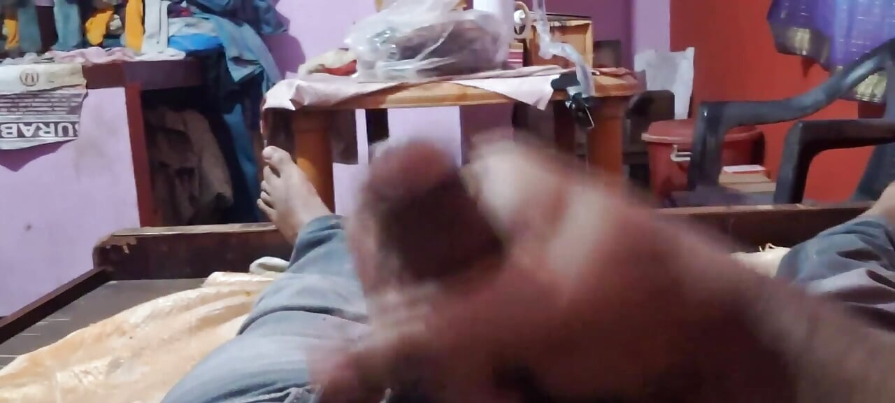 Part 1 Amateur solo dick stroking session in bedDaddy dick amateur masturbation hand job Big Daddy