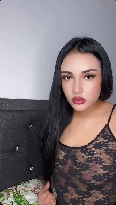 Iggy rush sua primeira vez aqui