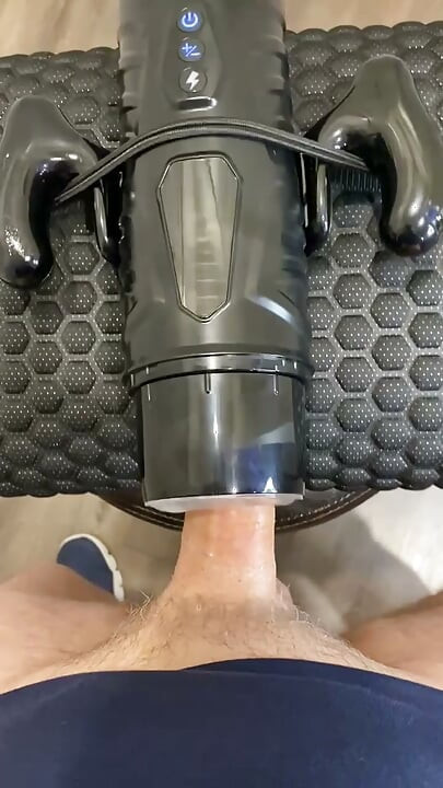 Big Stroker Toy Makes Me Cum Four Times! POV Demo