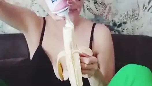 Do a on a banana, very sensual