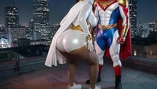 Superheroine mungil pamer dan twerking pantat montoknya
